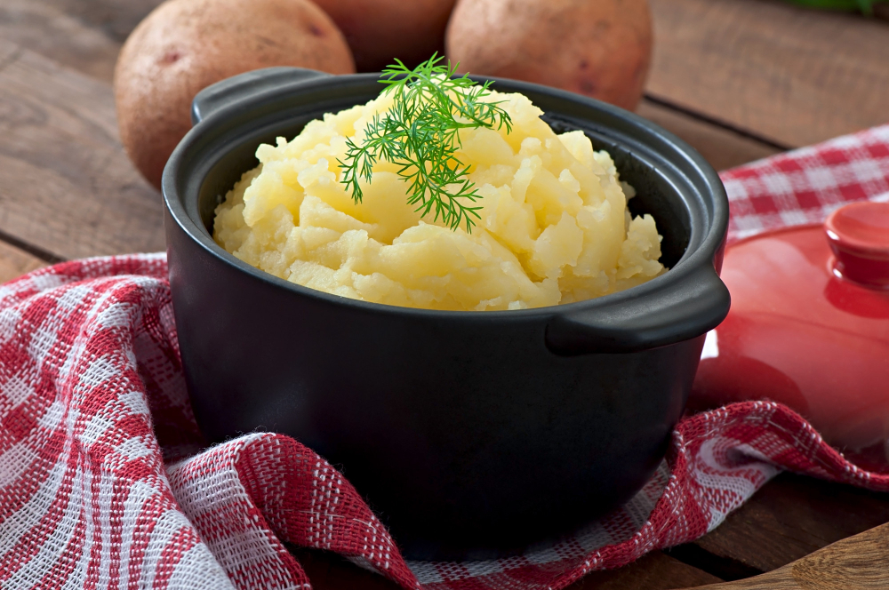 Mashed Potato Magic: A Thanksgiving Shortcut with Potato Chips